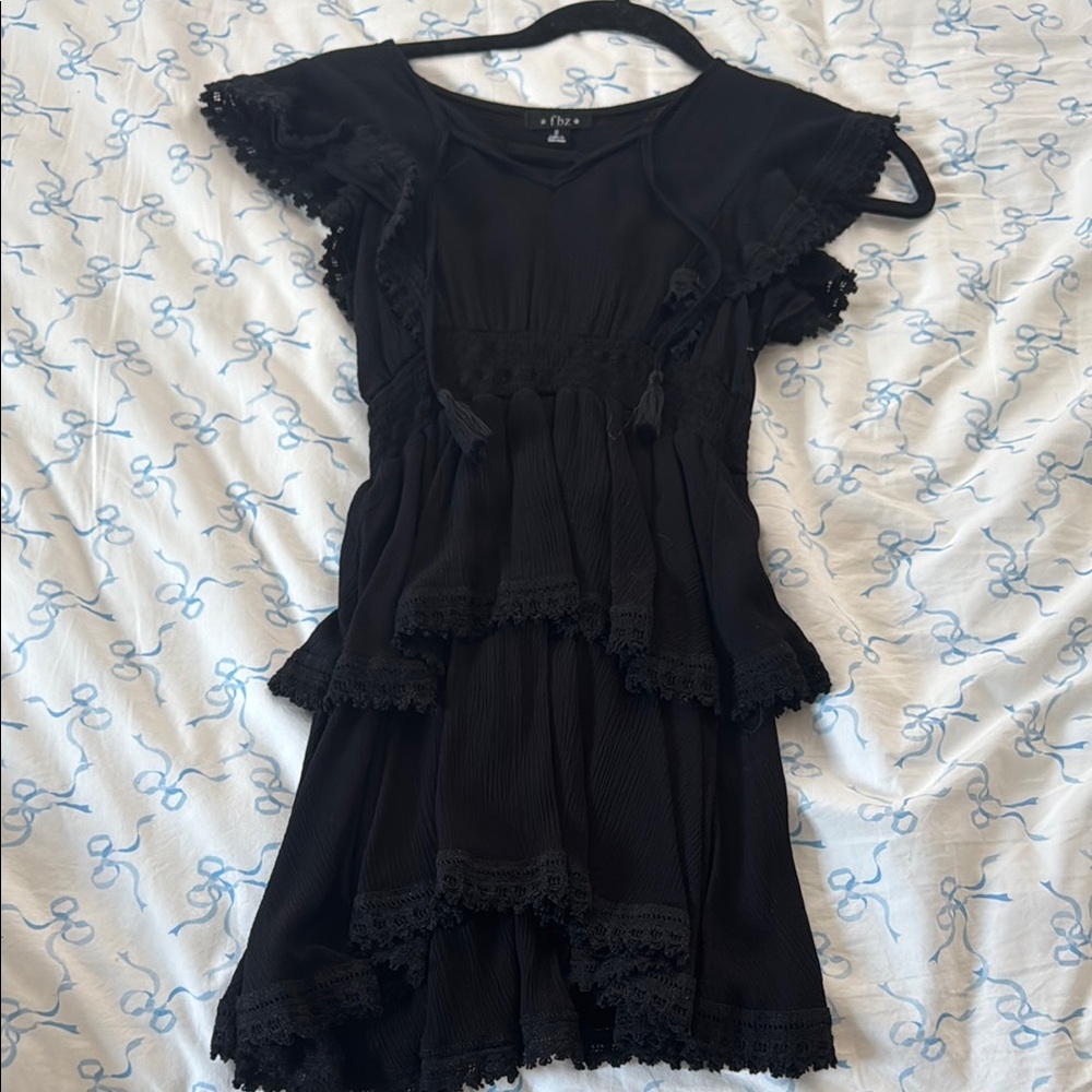 Elegant Black Lace Dress